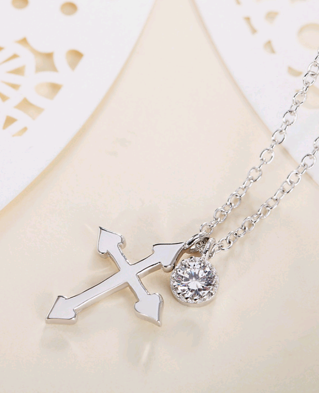 Fashionable Cross Pendant Necklace | Christian Jewelry