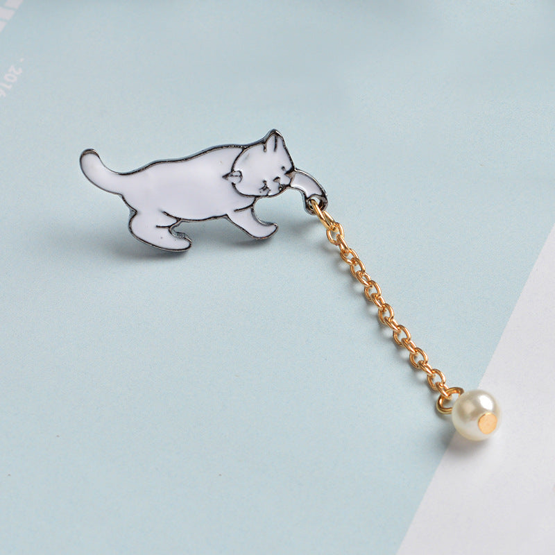 Fashionable Cat Pearl Brooch - Animal Apparel Pin