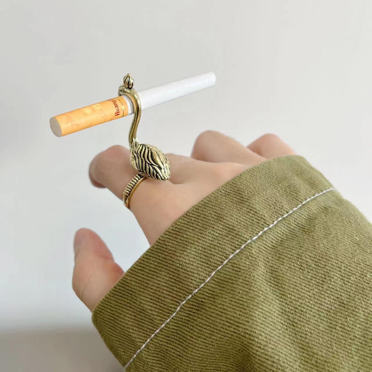 Hip Hop Bird Smoke Drag Ring