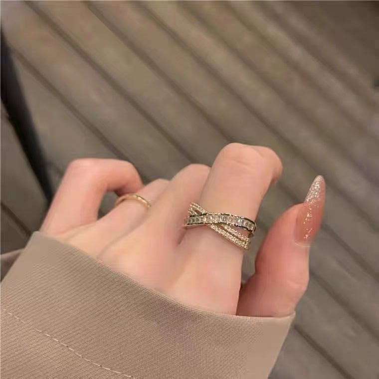 Light Luxury Full Cross Ring with Micro Zirconia