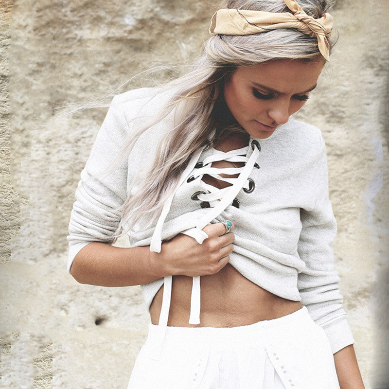 Sexy Crop Top Sweatshirt with Long Sleeves and Round Neck