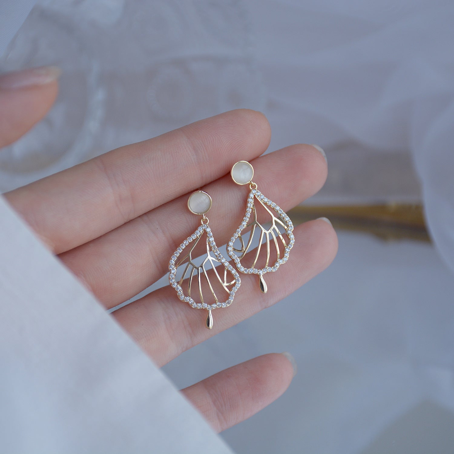 Korean DDP Zircon Winged Fairy Cat Eye Earrings