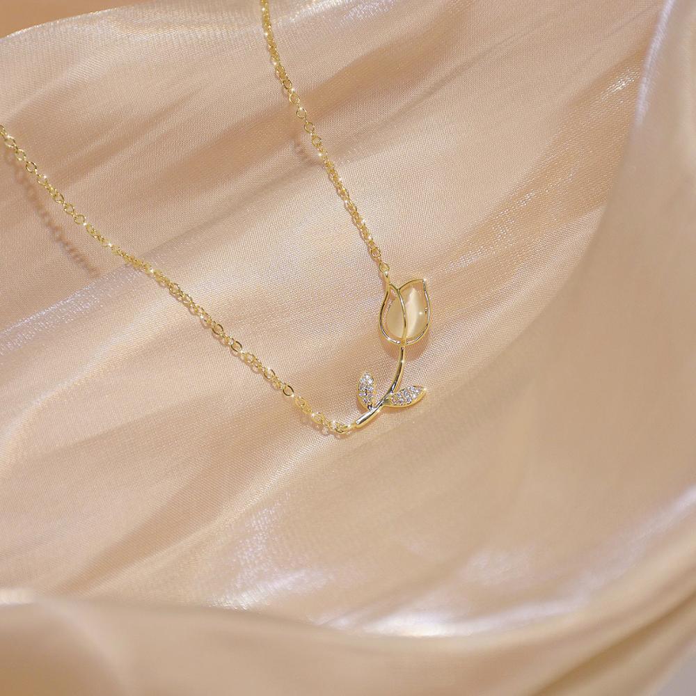 Korean Chic Rose Pendant Cat Eye Necklace
