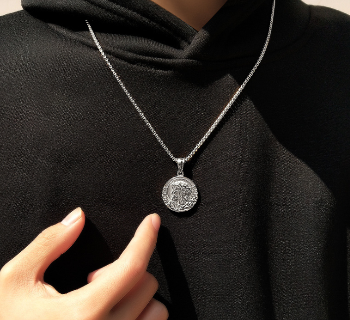 Men's Jesus Round Pendant - Hip Hop Titanium Jewelry
