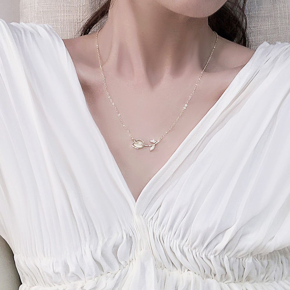 Korean Chic Rose Pendant Cat Eye Necklace