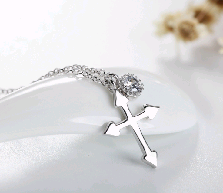 Fashionable Cross Pendant Necklace | Christian Jewelry
