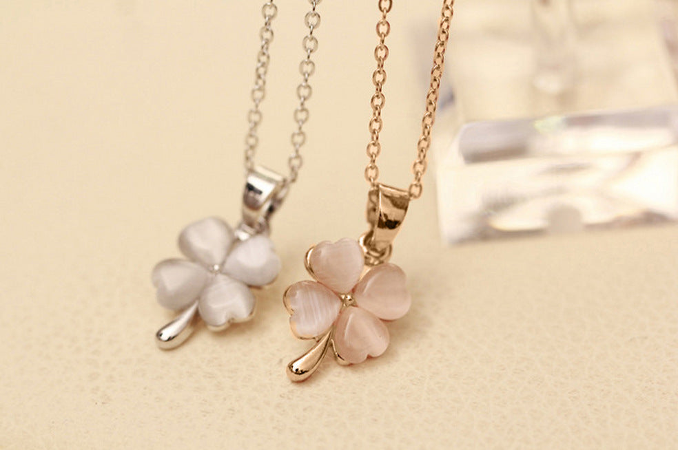 Elegant Cat's Eye Stone Clover Necklace for Women