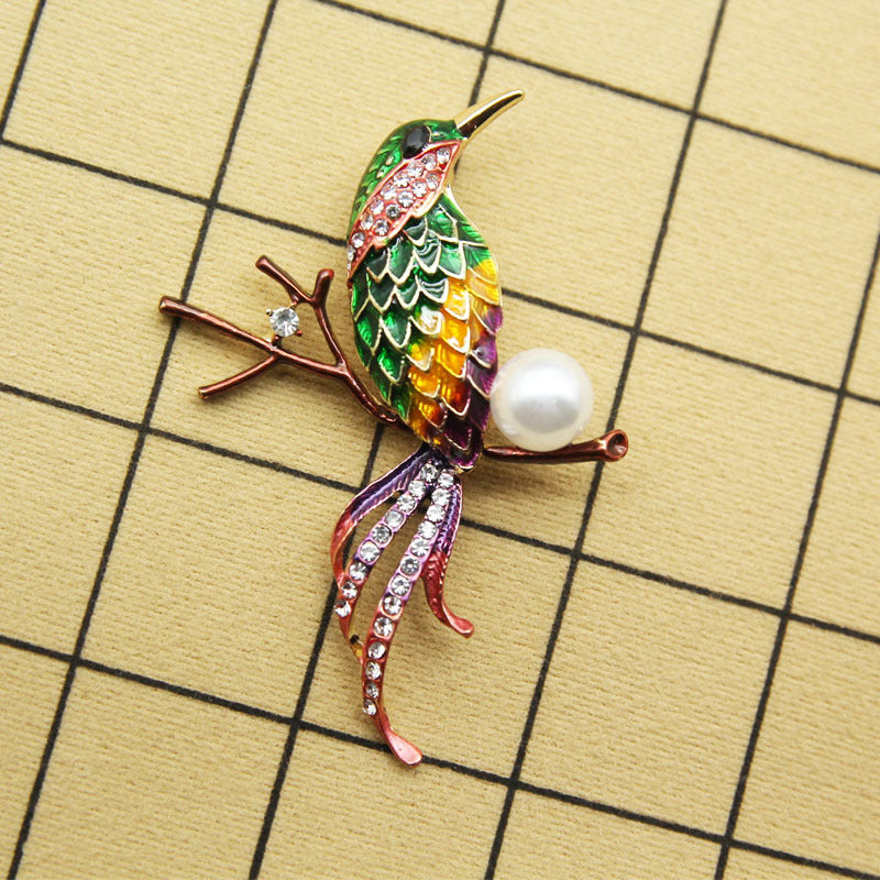 Fashionable Cute Flower and Bird Brooch in Alloy