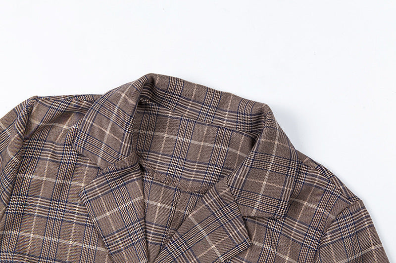 Summer Plaid Crop Top with Button Closure for Women