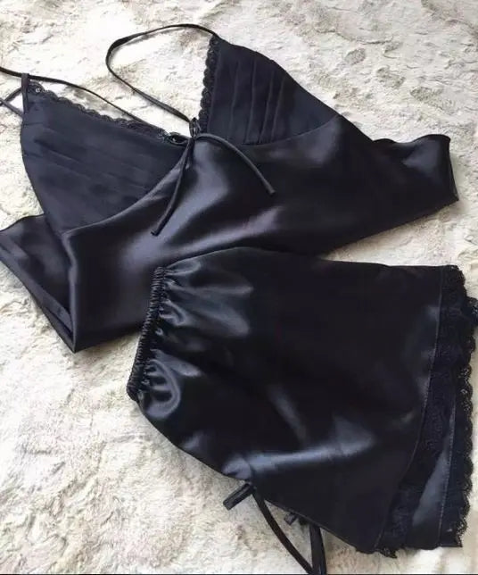 New V-Neck Lace Silk Women's Sleepwear Set