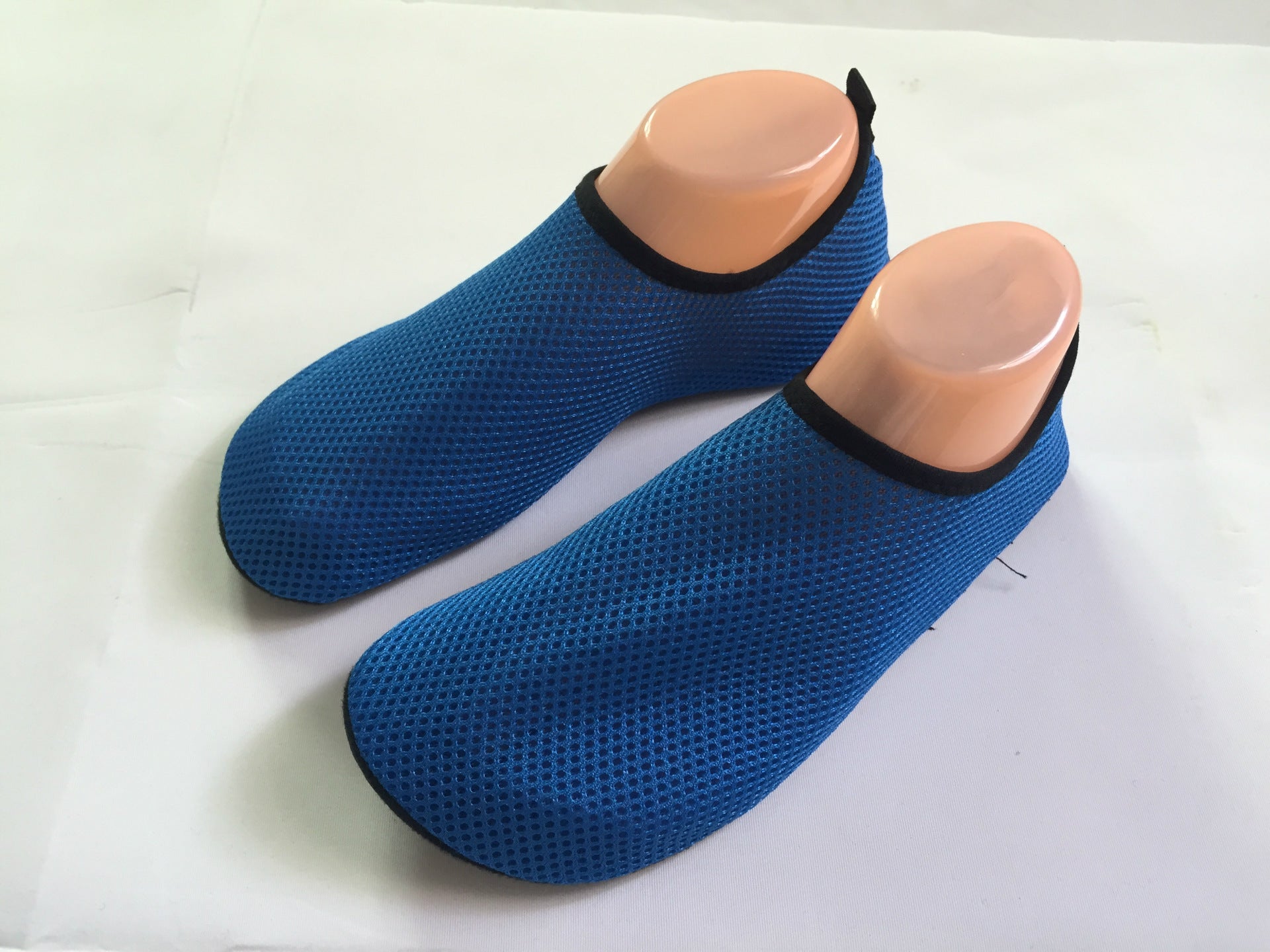 Breathable Mesh Non-Slip Water Shoes