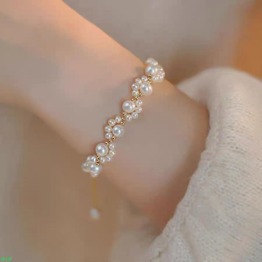 Small Cat Claw Pearl Luxury Bracelet for Elegance