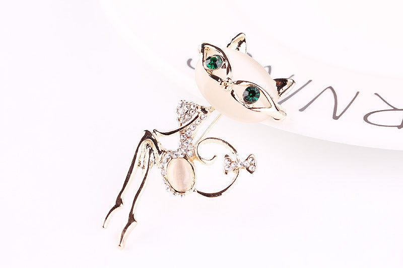 Korean Style Cat Glasses Brooch - Cute Accessory Design