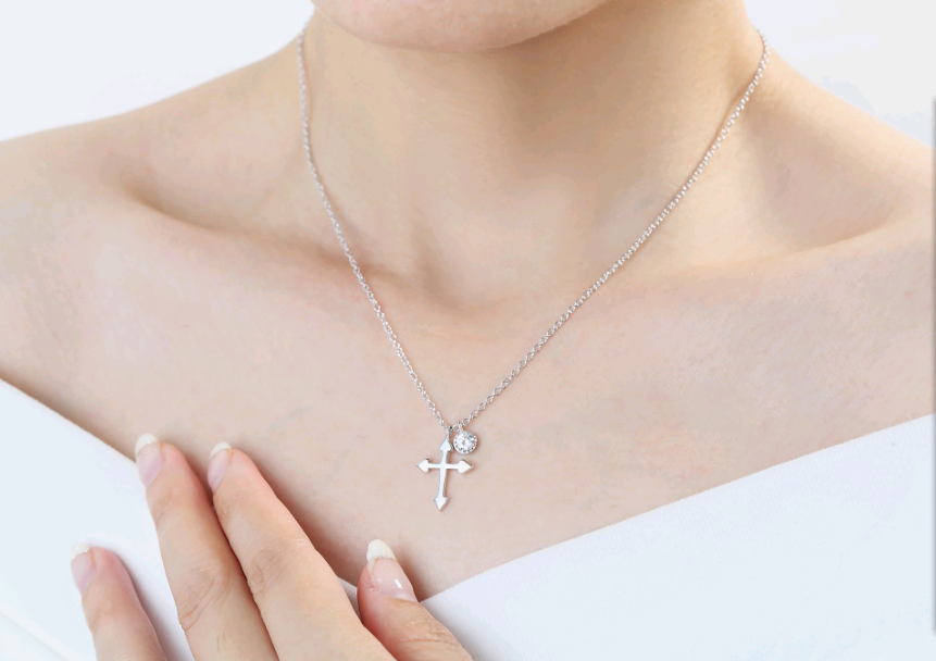 Fashionable Cross Pendant Necklace | Christian Jewelry