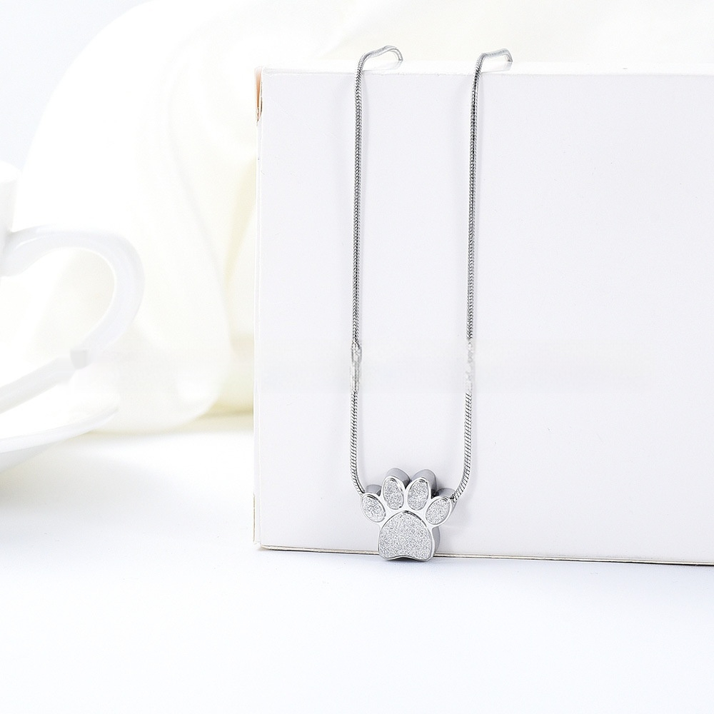 Paw Print Pendant Necklace | Jewelry
