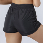 Women's Fitness Breathable Lycra Shorts with Pocket Design