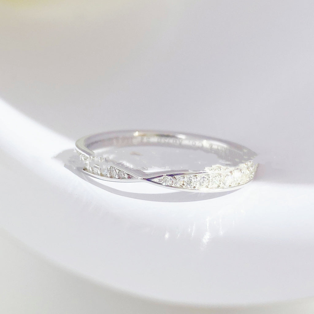Women's Cross Ring
