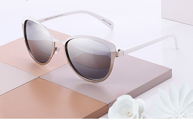 Pink Cat-Eye Sunglasses UV Protection