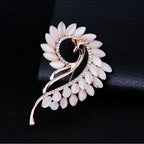 Fashionable Cat Eye Stone Peacock Brooch with Rhinestones