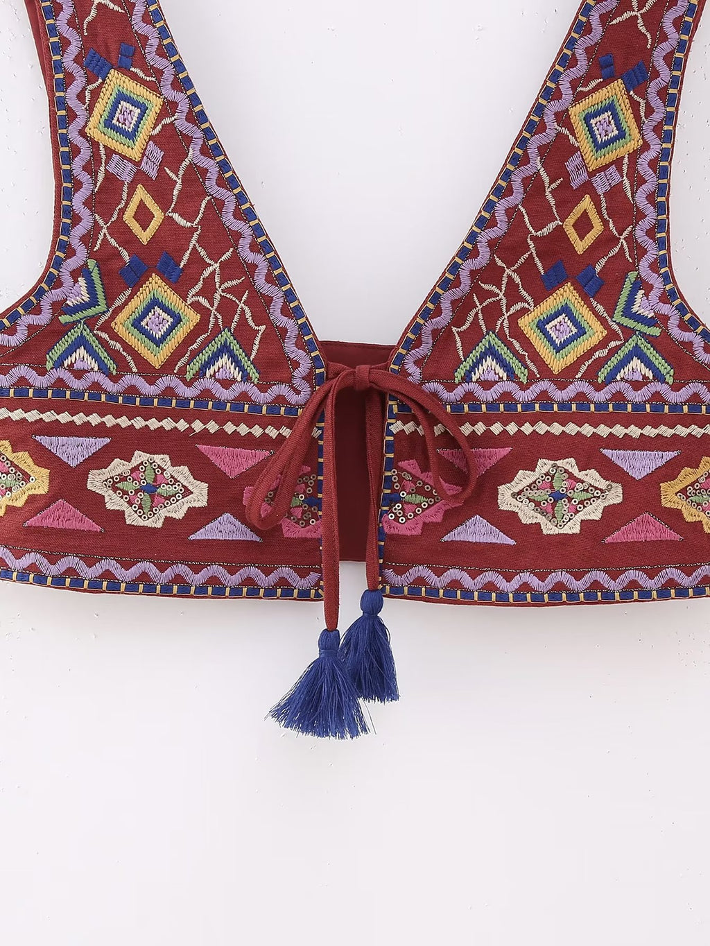 2023 Summer Women's V-Neck Embroidered Crop Top