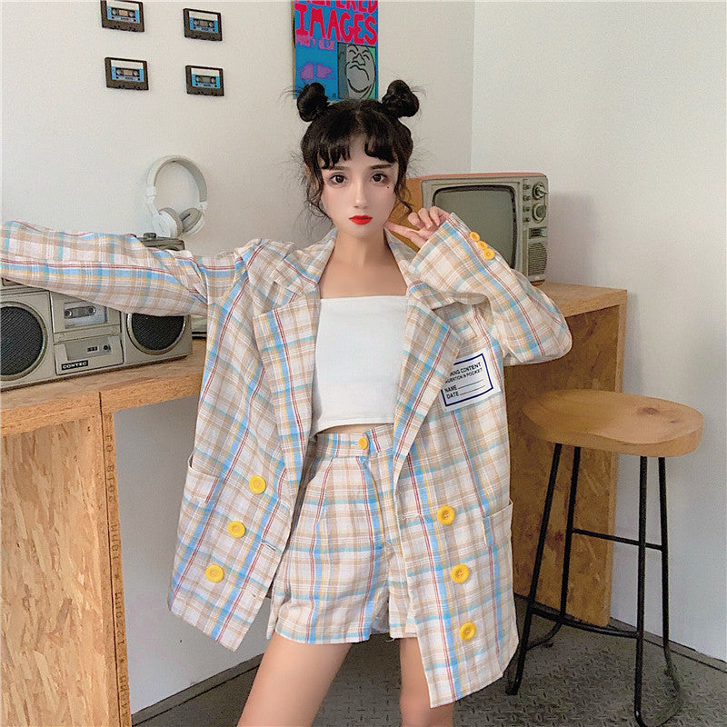 Checkered Women's Suit Set with High-Waisted Shorts