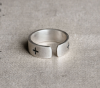 Retro Cross Ring