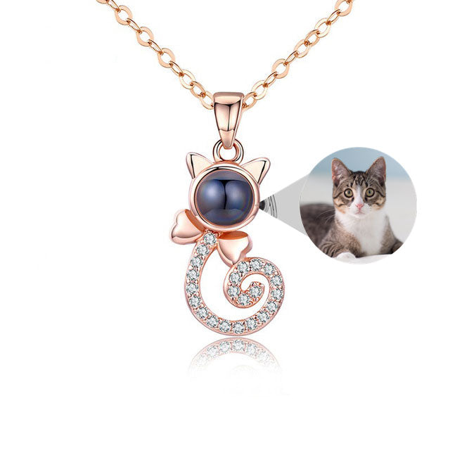 Cat Projection Necklace