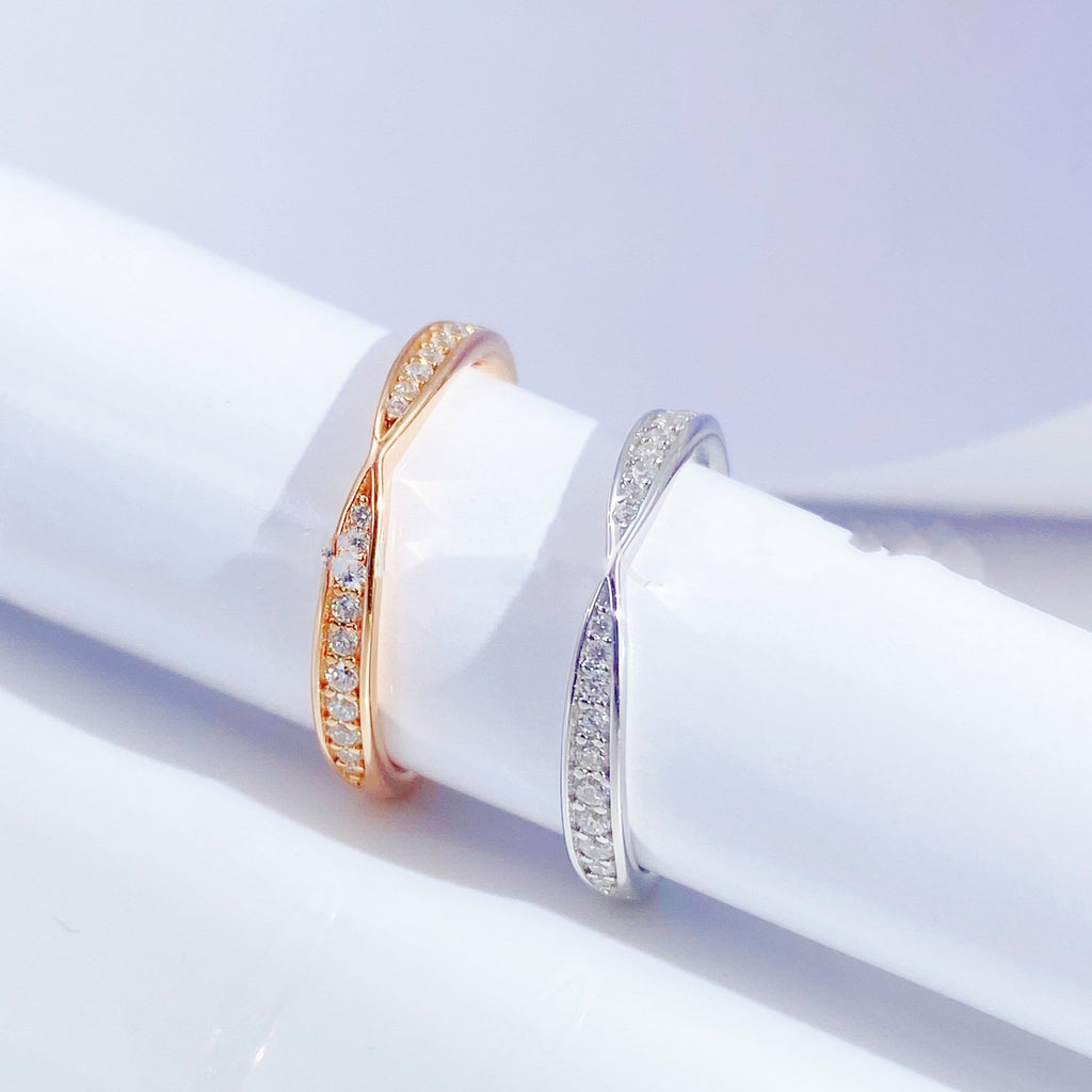 Women's Cross Ring