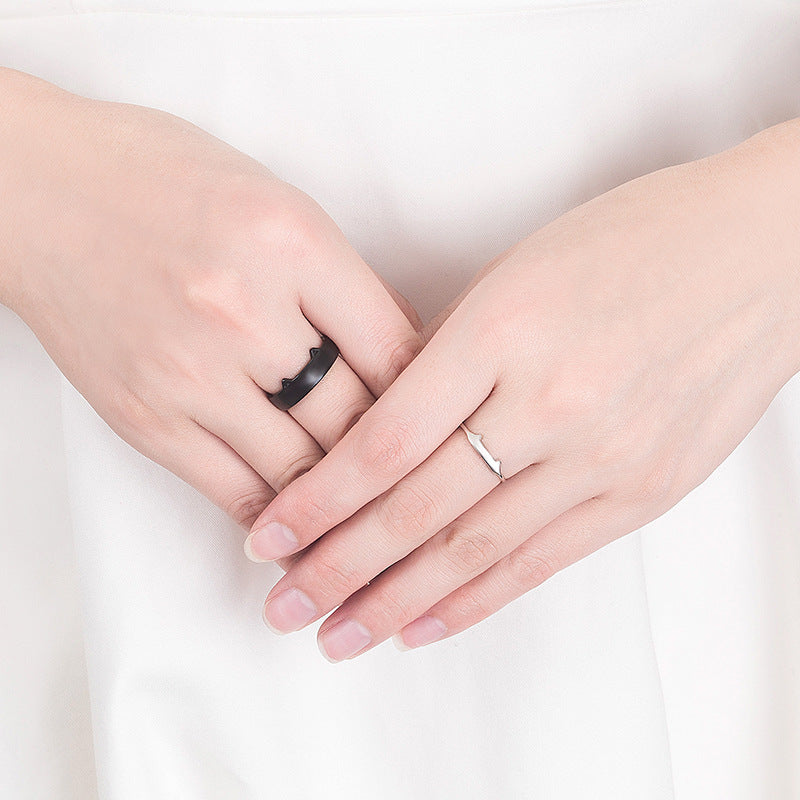 Black and White Cat Couple Ring