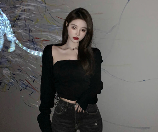 Sexy Adjustable Waistband Crop Top with Lace-Up Design