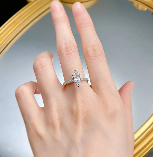 Crown Goddess Horse Eye Ring | Jewelry