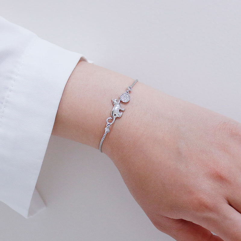 Cat Ball Pendant Women's Bracelet in Japanese & Korean Style