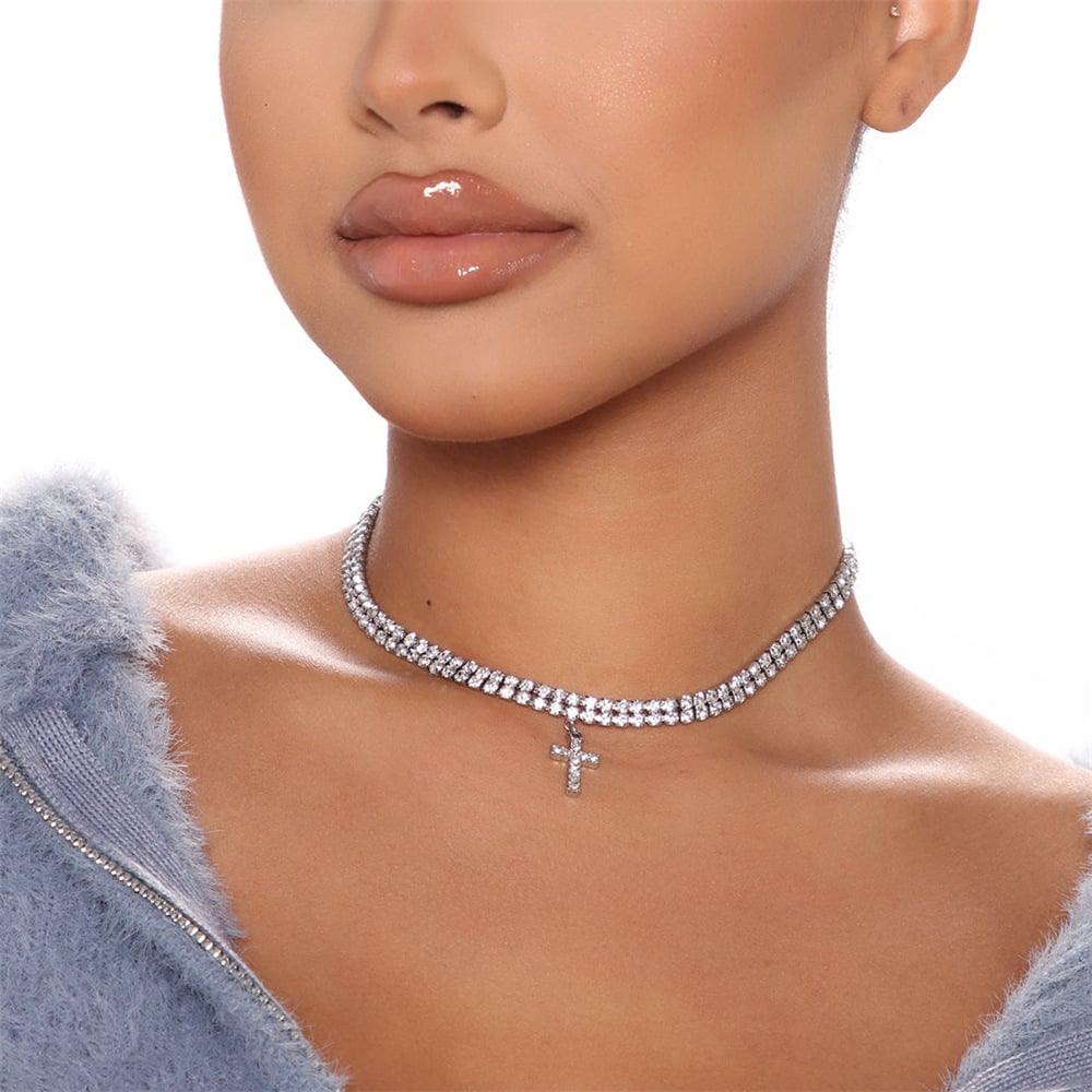 Rhinestone Cross Pendant Necklace Design