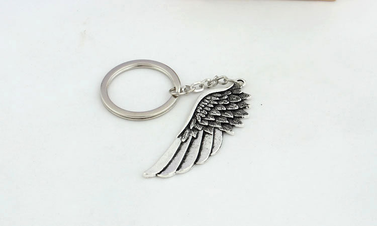 Heart-Shaped Rhinestone Keychain with Angel Wings | Accessory