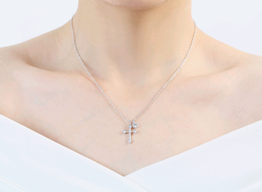 Fashionable Cross Pendant Necklace | Christian Jewelry