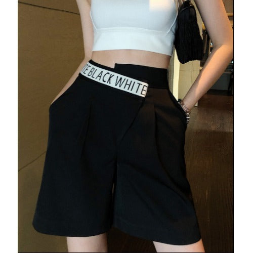 2020 Women's Loose-Fit 5-Point Suit Shorts