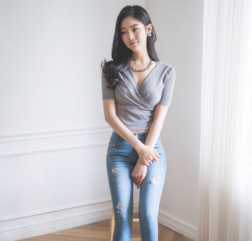 V-Neck Crop Top T-Shirt with Short Sleeves