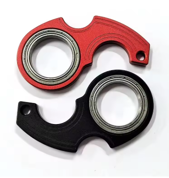 Metal Texture Rotating Keychain | Accessory